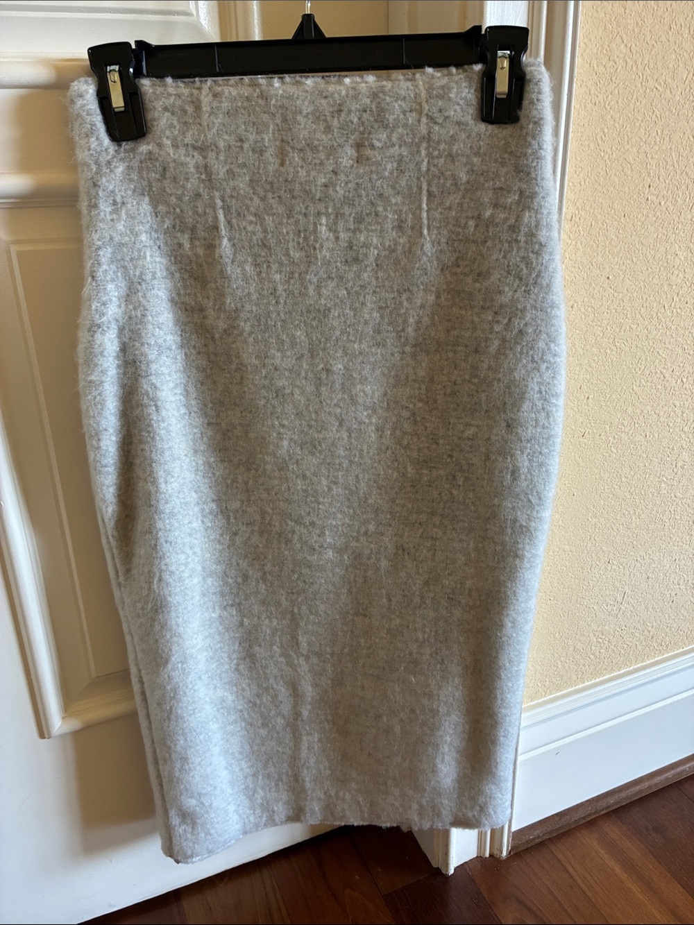 Zara Light Gray Knit Pencil Skirt